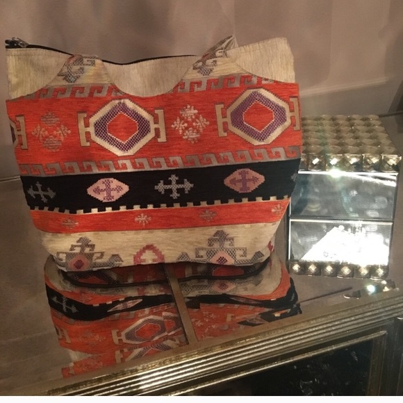 Handbags - Stylish hobo bag